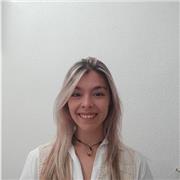 Profesora de primaria capacitada para todos los niveles.